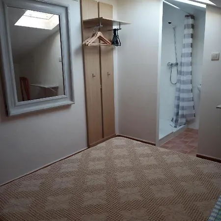 בית הארחה ** Abaca גיחון