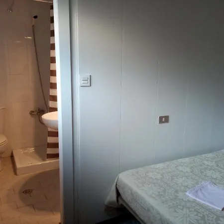 ** Abaca * גיחון