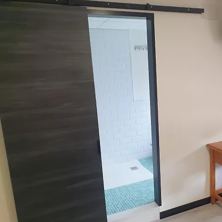 Pensjonat ** Abaca Gijón