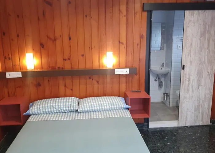 ** Abaca Guest house Gijon