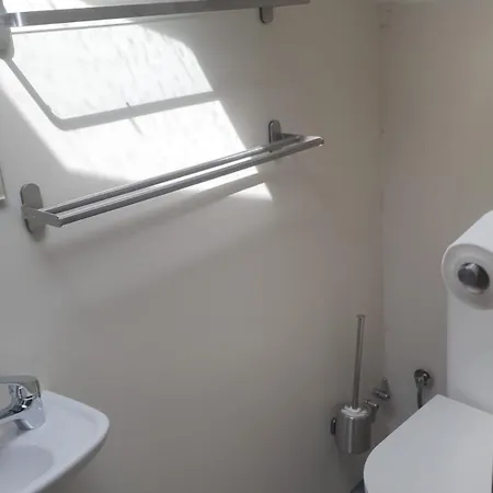 ** Abaca Vendégház Gijón